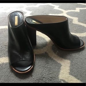 Louise Et cie, Type if Vince Camuto